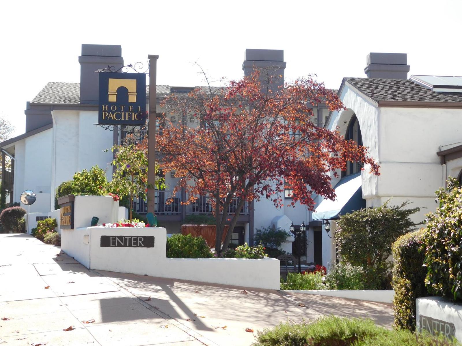 Hotel Pacific